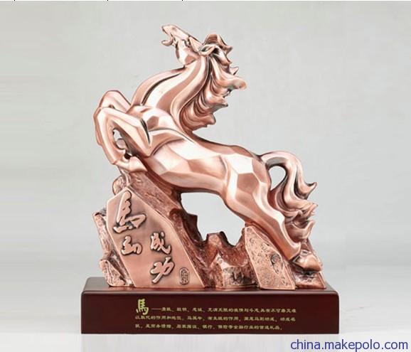 探索深圳金屬成功馬獎杯 工藝、寓意與市場供應